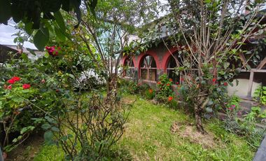 Casa en Venta Quito centro norte 235m2 5 habitaciones 2 parqueaderos