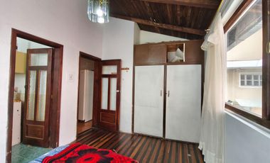 Casa en Venta Quito centro norte 235m2 5 habitaciones 2 parqueaderos