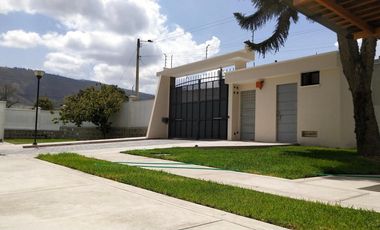 SAN ANTONIO VENTA CASA POR ESTRENAR 108.40m2  CRÉDITO VIP