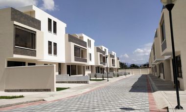 SAN ANTONIO VENTA CASA POR ESTRENAR 108.40m2  CRÉDITO VIP