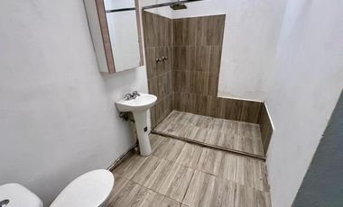 LA FLORESTA CASA EN VENTA PARA REMODELAR