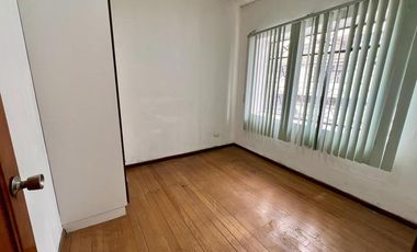 LA FLORESTA CASA EN VENTA PARA REMODELAR