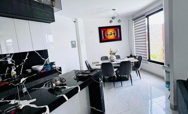 CASA DE LUJO EN ZONA NORTE DE MANTA