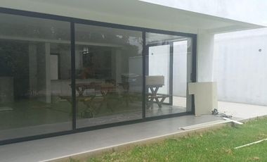 CASA POR ESTRENAR NO ADOSADA EN CONJUNTO TUMBACO