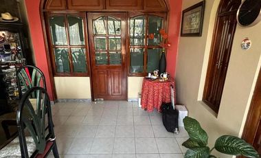 Casa de Venta con Local Comercial en Ponciano Alto