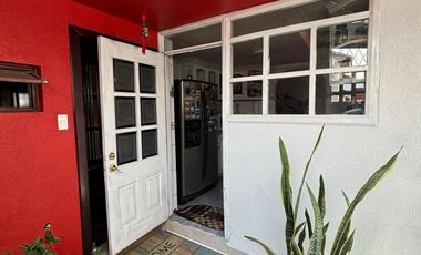 Casa de Venta con Local Comercial en Ponciano Alto