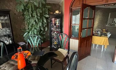 Casa de Venta con Local Comercial en Ponciano Alto