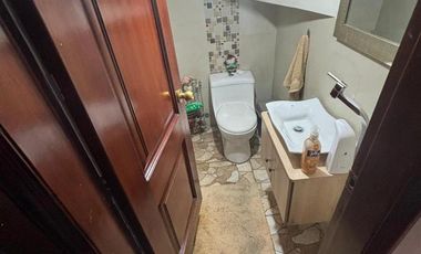 Casa de Venta con Local Comercial en Ponciano Alto