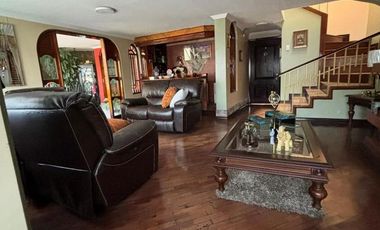 Casa de Venta con Local Comercial en Ponciano Alto