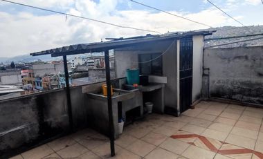 CASA COMERCIAL EN VENTA - TURUBAMBA BAJO - $100000