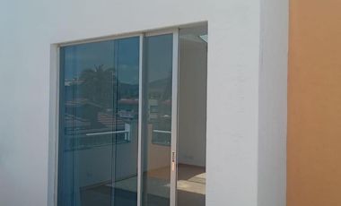 CASA EN VENTA KENNEDY SANTA LUCIA ALTA 210 m2