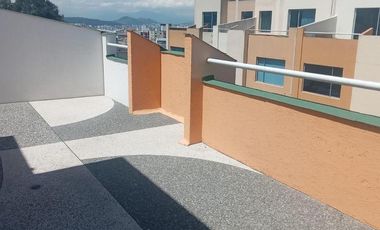 CASA EN VENTA KENNEDY SANTA LUCIA ALTA 210 m2