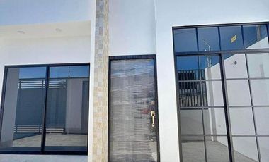 HERMOSA VILLA EN VENTA