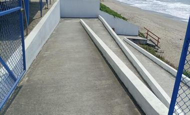 Departamento en venta frente al mar Tonsupa 150m2