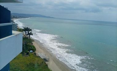 Departamento en venta frente al mar Tonsupa 150m2