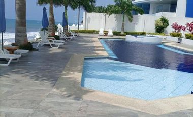 Departamento en venta frente al mar Tonsupa 150m2