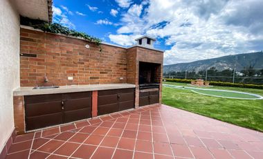 DEPARTAMENTO EN VENTA SECTOR POMASQUI 81M 3 HABITACIONES