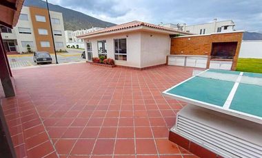 DEPARTAMENTO EN VENTA SECTOR POMASQUI 81M 3 HABITACIONES