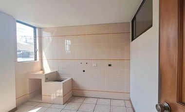 RENTO, QUITO TENIS DEPARTAMENTO 375m2 DORMITORIOS 4 PARQUEOS 2