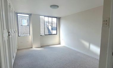 RENTO, QUITO TENIS DEPARTAMENTO 375m2 DORMITORIOS 4 PARQUEOS 2