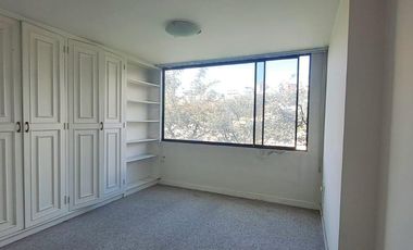 RENTO, QUITO TENIS DEPARTAMENTO 375m2 DORMITORIOS 4 PARQUEOS 2