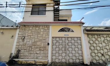 Casa en Alquiler en Alborada 13ava etapa  WenD