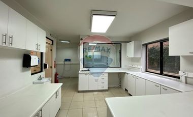 Oficina de 123m2, Roman Diaz, Metro Salvador