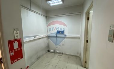 Oficina de 123m2, Roman Diaz, Metro Salvador