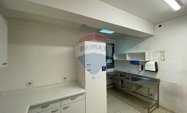 Oficina de 123m2, Roman Diaz, Metro Salvador