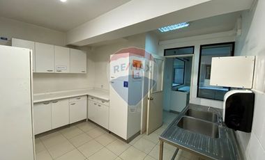 Oficina de 123m2, Roman Diaz, Metro Salvador