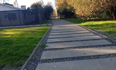 A SÓLO 1 KILÓMETRO DE LA CARRETERA 5 SUR