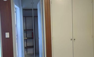 Chalet en zona residencial 4 ambientes. 2 dormitorios y escritorio. Jardín cochera- La Lucila