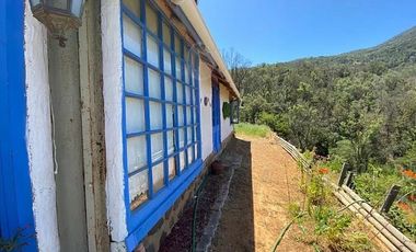 CASA CHILENA CON VISTA PANORAMICA SECTOR LAS ACHIRAS