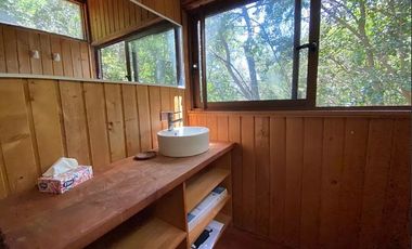 CASA DE ROBLE EN BOSQUE NATIVO SECTOR LAS ACHIRAS