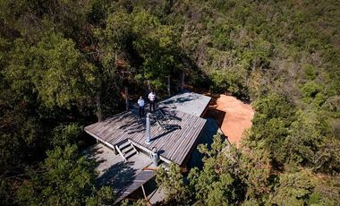 CASA DE ROBLE EN BOSQUE NATIVO SECTOR LAS ACHIRAS