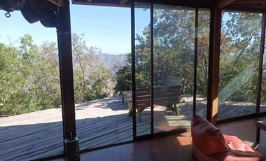 CASA DE ROBLE EN BOSQUE NATIVO SECTOR LAS ACHIRAS