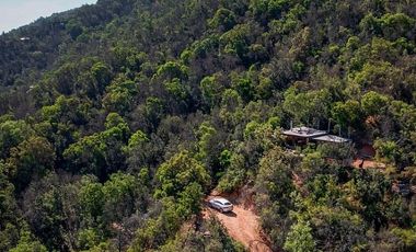 CASA DE ROBLE EN BOSQUE NATIVO SECTOR LAS ACHIRAS