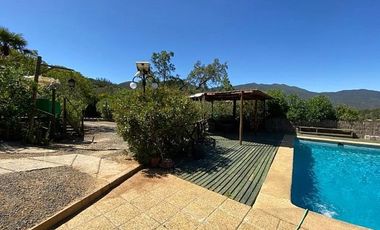 CON GRANDES COMODIDADES COMO PISCINA TEMPERADA, GRAN QUINCHO