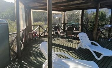 CON GRANDES COMODIDADES COMO PISCINA TEMPERADA, GRAN QUINCHO