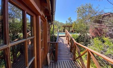 CON GRANDES COMODIDADES COMO PISCINA TEMPERADA, GRAN QUINCHO