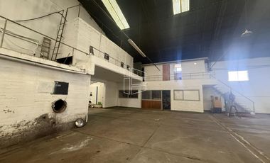 Venta -  Bodega y Chacra con Producción de Viña - R023