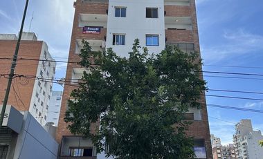 Av. Hipólito Yrigoyen 9234