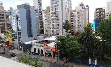 Av. Hipólito Yrigoyen 9234