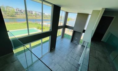 VENTA CASA A ESTRENAR EN MUELLES PUERTOS, 5 AMBIENTES, PISCINA, VISTA AL LAGO