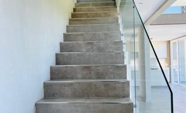 VENTA CASA A ESTRENAR EN MUELLES PUERTOS, 5 AMBIENTES, PISCINA, VISTA AL LAGO