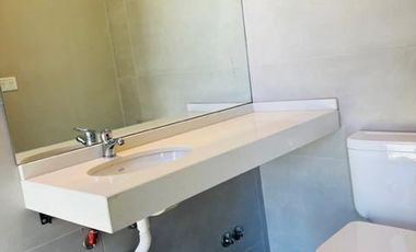 VENTA CASA A ESTRENAR EN MUELLES PUERTOS, 5 AMBIENTES, PISCINA, VISTA AL LAGO