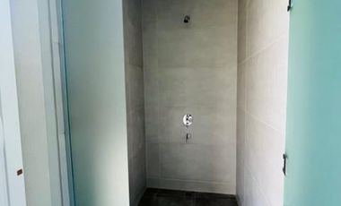 VENTA CASA A ESTRENAR EN MUELLES PUERTOS, 5 AMBIENTES, PISCINA, VISTA AL LAGO
