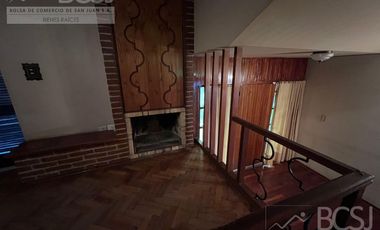 Casa en el Barrio Residencial