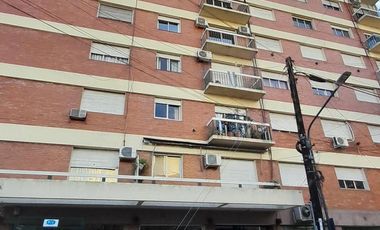 Vicente López - Luminoso departamento 3 amb - Piso alto con vista abierta panorámica!