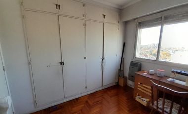 Vicente López - Luminoso departamento 3 amb - Piso alto con vista abierta panorámica!